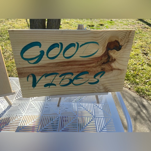 Good vibes sign